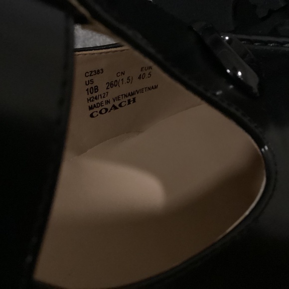 COACH Women's Liv Leather Mary Jane Flats, size 10 - Picture 9 of 11